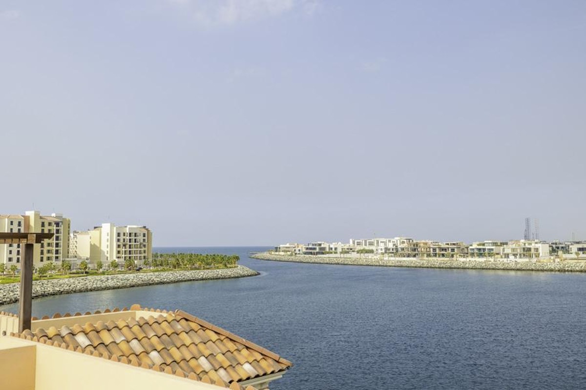 Large Balcony | Extreme Sea View | Spacious