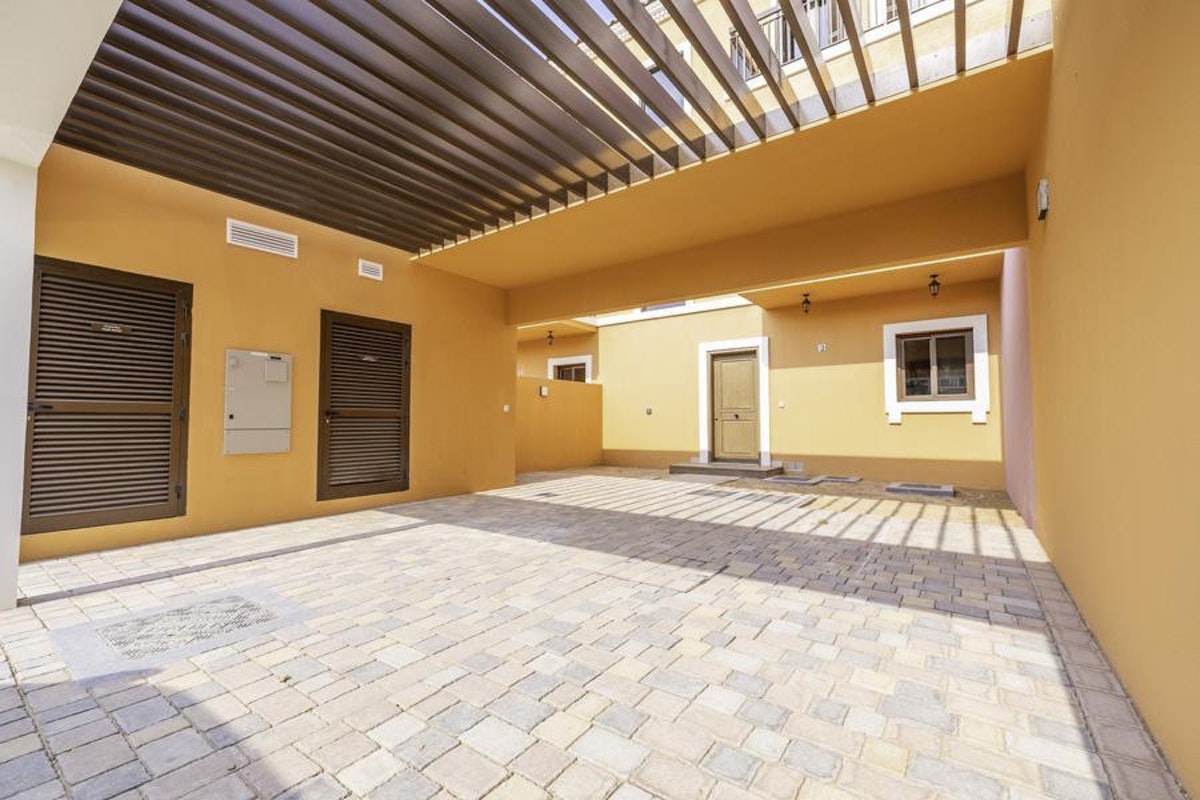 Large Balcony | Extreme Sea View | Spacious