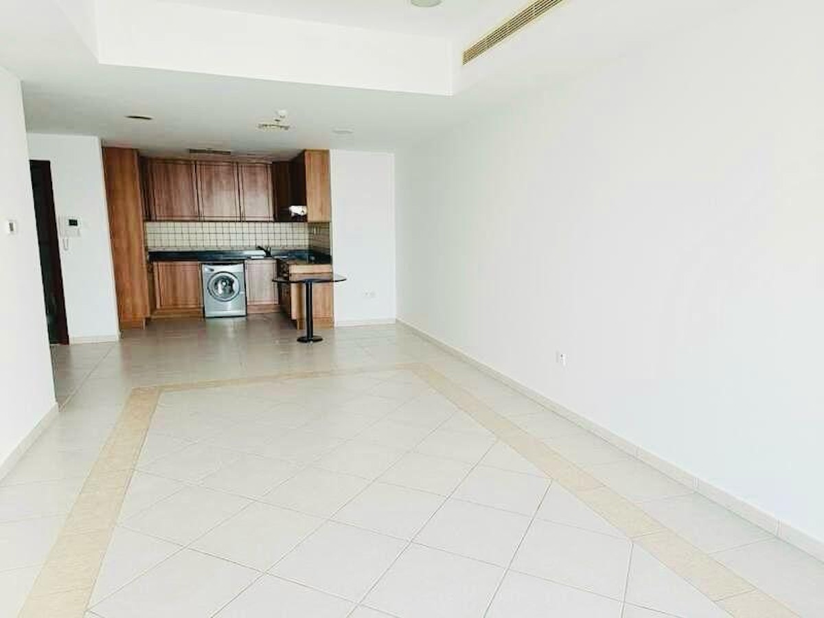 Full View| Highest Floor | Expansive High Ceilings