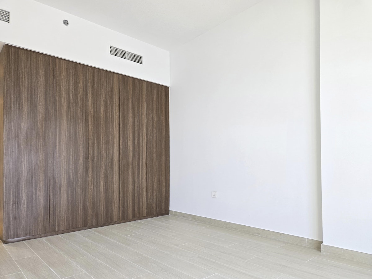 Brand New | 2BR with Maids | Corner | Burj View