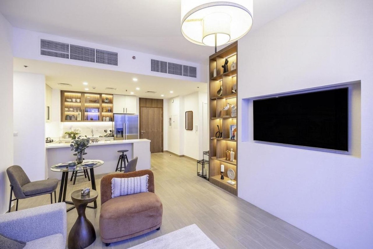 Family Living | 50/50 PP | Expansive Balcony