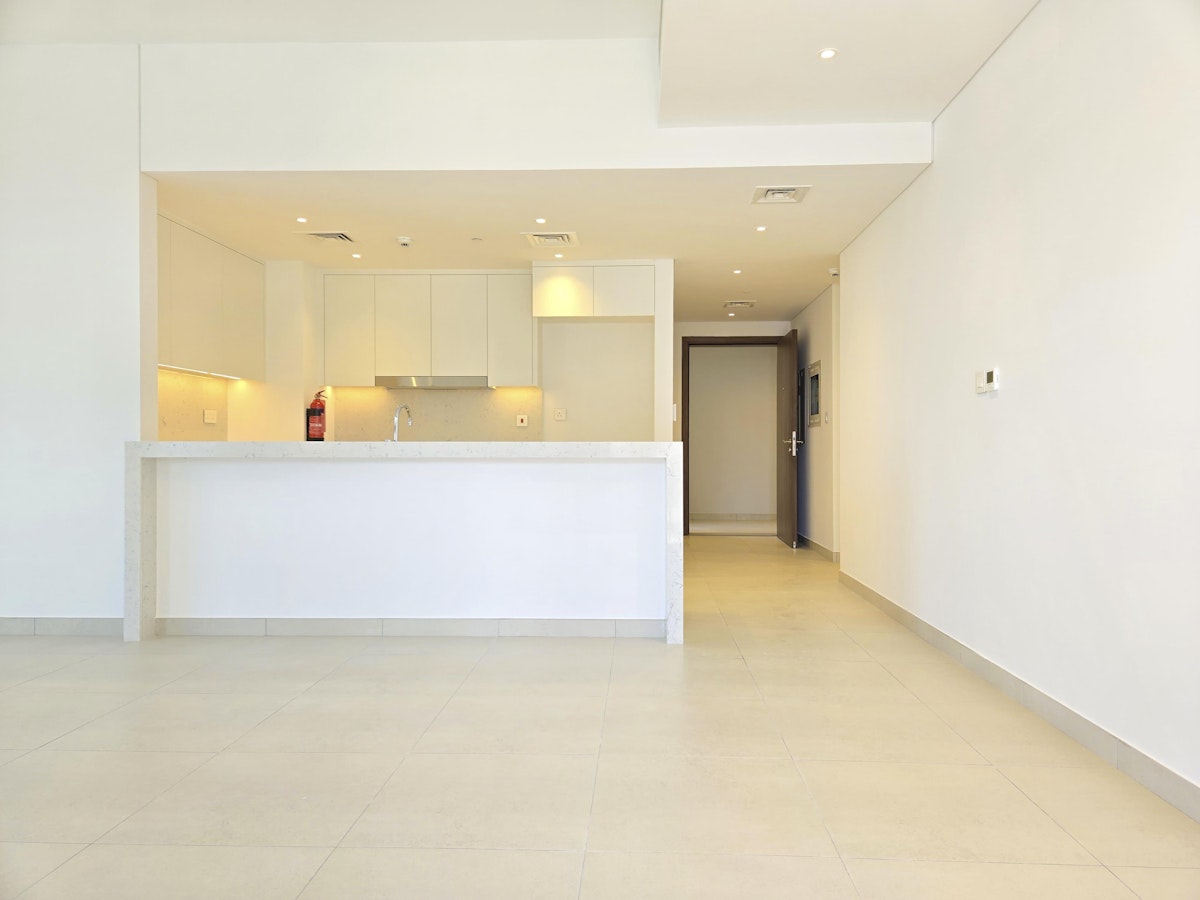 Brand New | 2BR with Maids | Corner | Burj View
