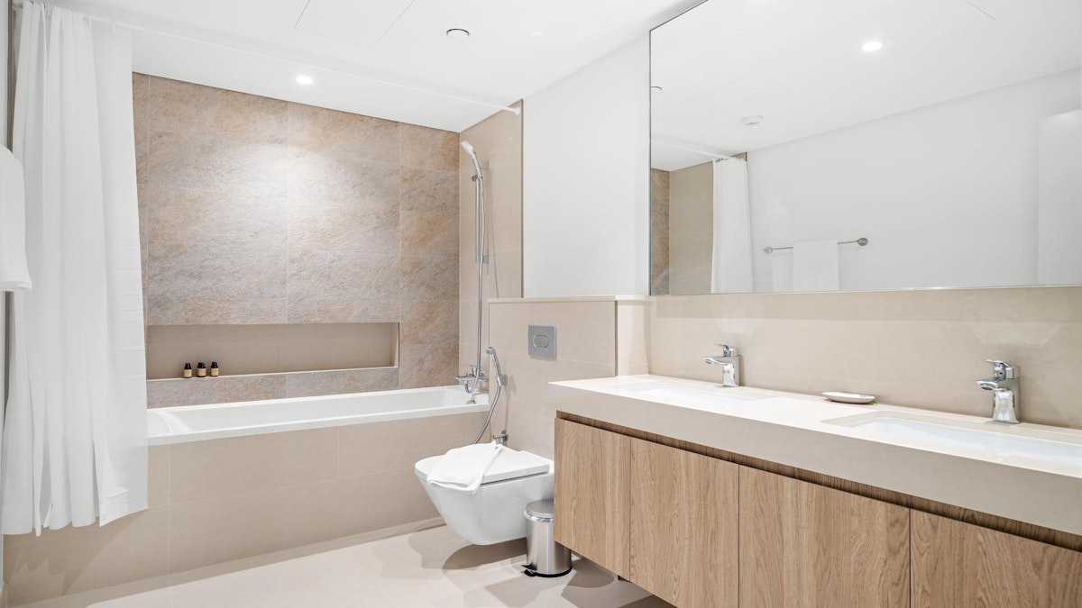 Luxury 3BR | Fully Furnished | Burj Khalifa View