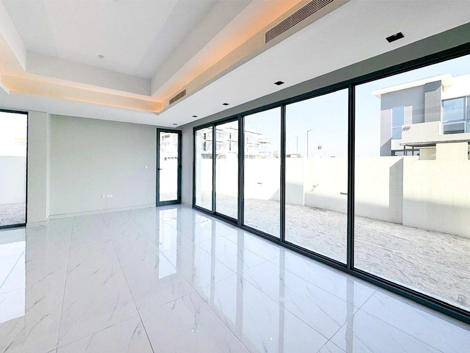 Brand New | Corner Unit | Single Row | View Today
