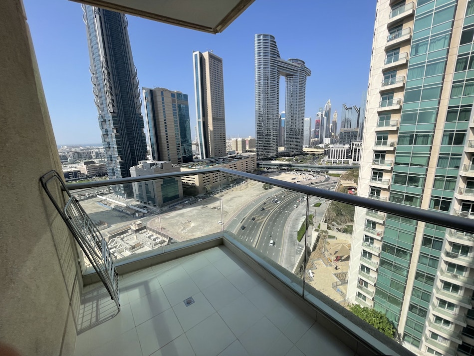 Sea view & Sh zayed road view I Large 1bed