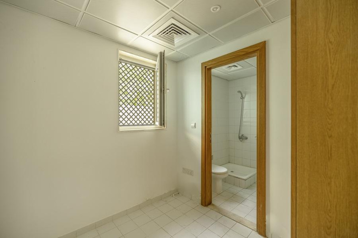 Ready To Move In | 5BR | With Pool | Upgraded