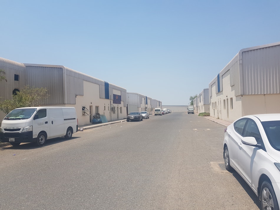 Warehouse with office & Loading Bay| 100 KW