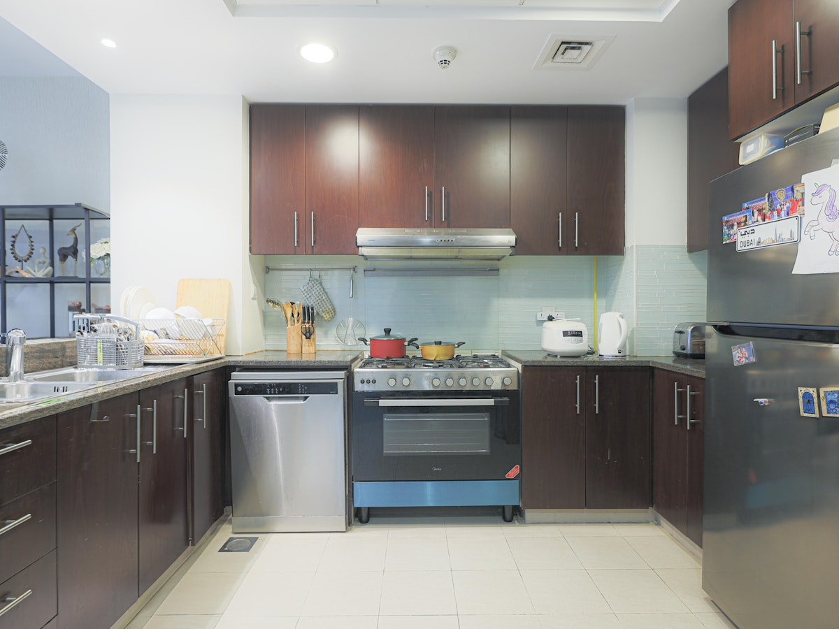 Ready to Move | Spacious 2 Bedroom | Pool View