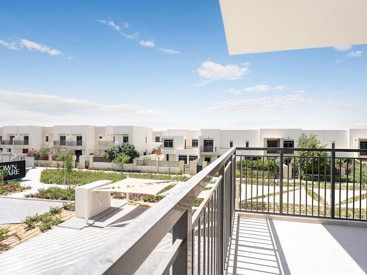 Option to Furnish| 2BR Corner Unit |Peaceful View