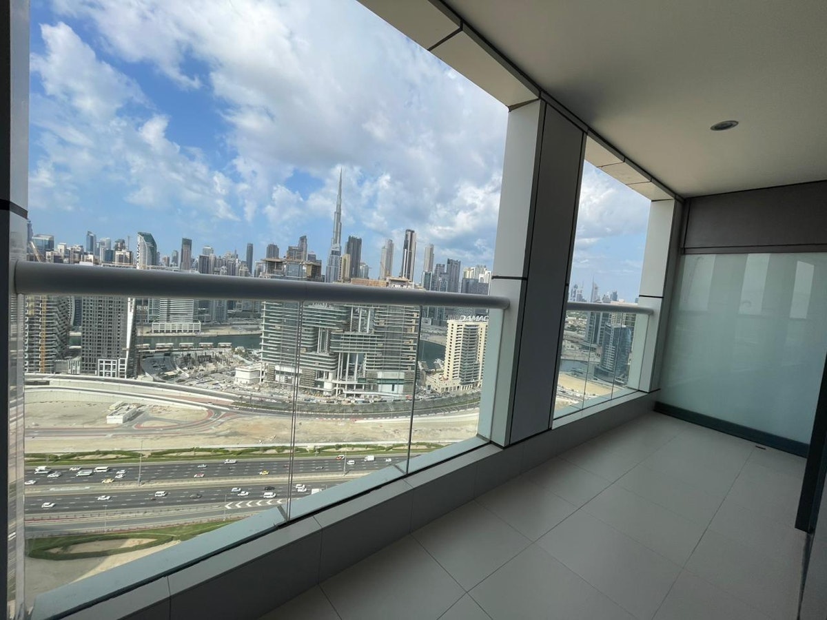 Premium View of BurjKhalifa | Higher Floor | 3BR+M