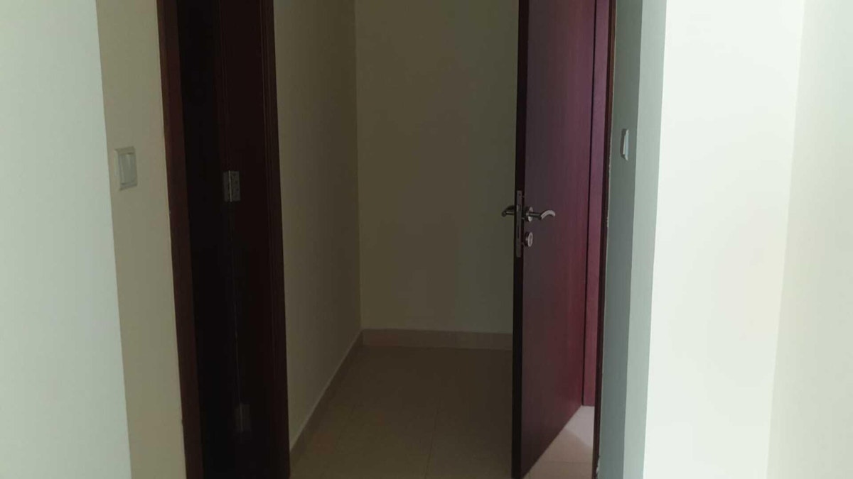 Spacious 1BR | Chiller free | Semi Furnished