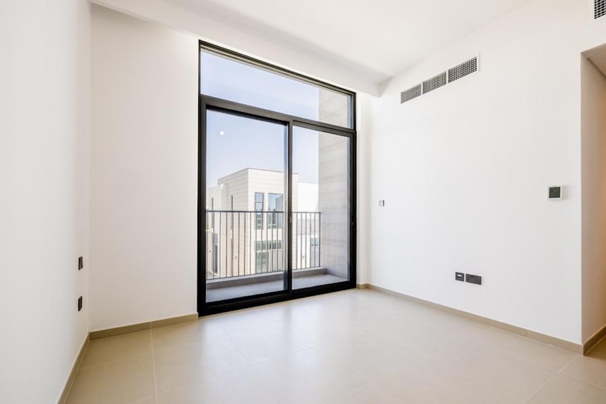 Modern Style Townhouse | Green Patch | Vacant