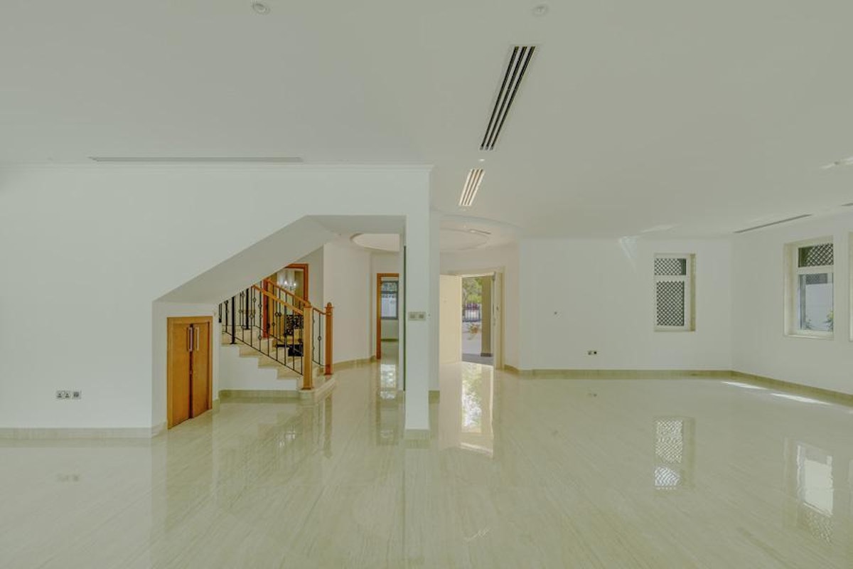 Ready To Move In | 5BR | With Pool | Upgraded