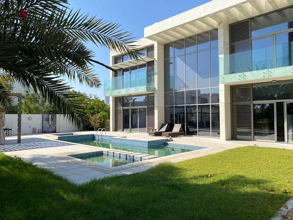 Contemporary Style | Luxury Villa | 6 BR | D1