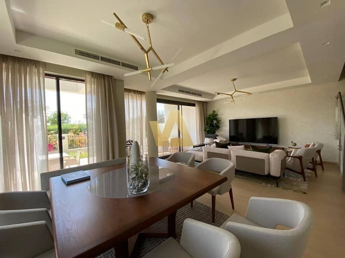 Stunning Townhouse with Terrace Suite/DAMAC Hills