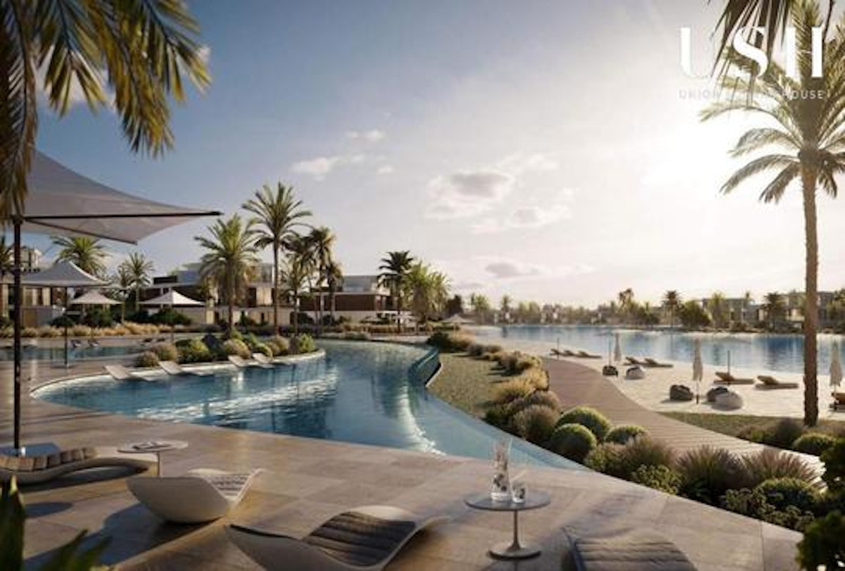 Exquisite Large 4 BED in D1 Single Row near Lagoon