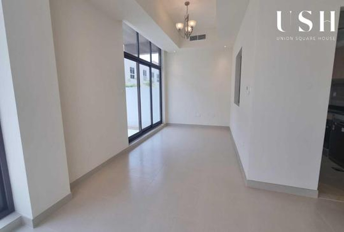 Spacious 4BR+M | Corner Unit | Gated Community
