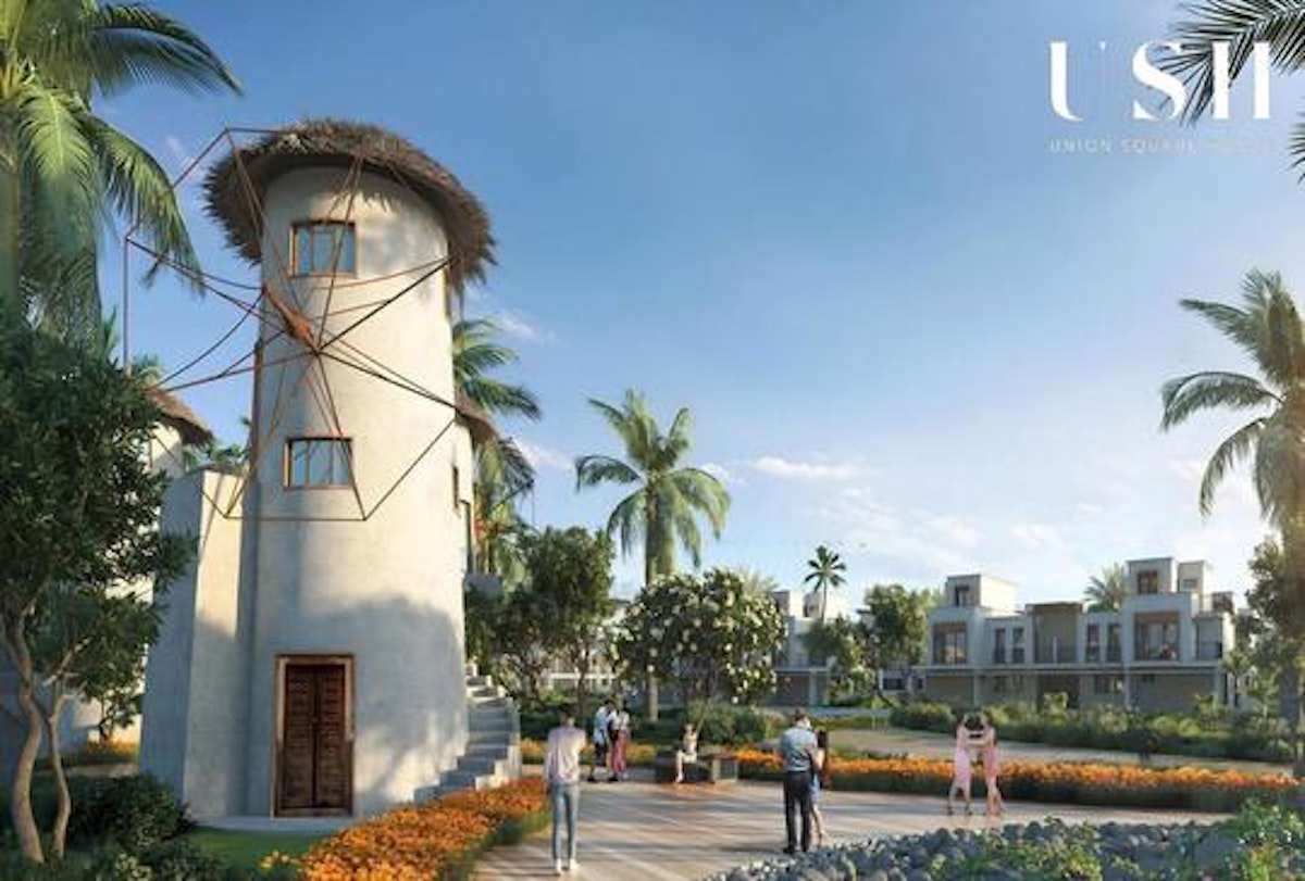 Mansion with Basement//Excellent Interior//Lagoon