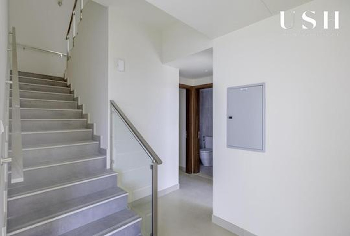 Exclusive 4+M| On the park| Corner| Landscaped