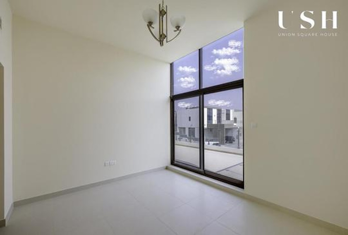 Exclusive 4+M| On the park| Corner| Landscaped